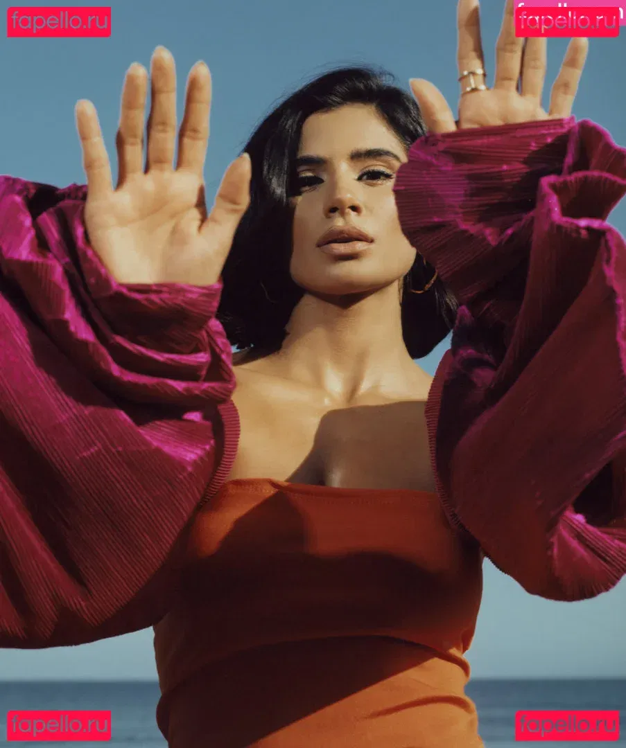 Diane Guerrero Onlyfans Photo Gallery 