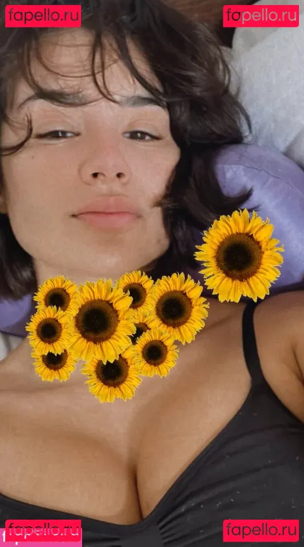 Diane Guerrero Onlyfans Photo Gallery 