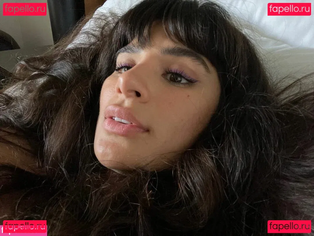 Diane Guerrero Onlyfans Photo Gallery 