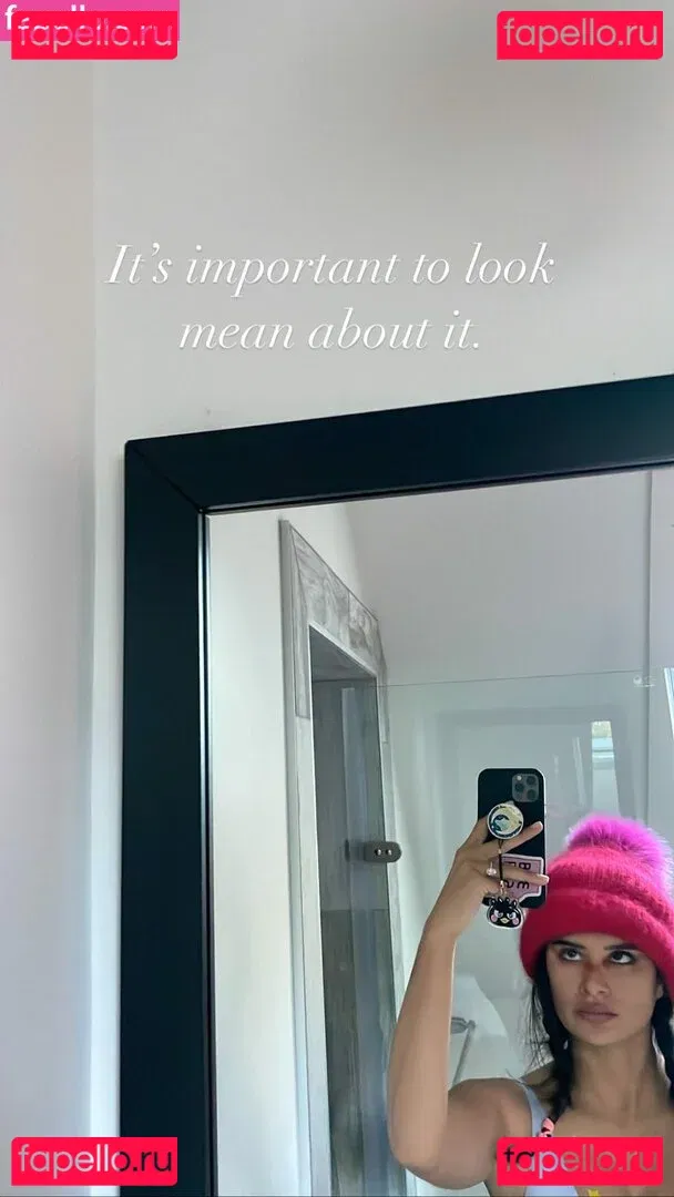 Diane Guerrero Onlyfans Photo Gallery 