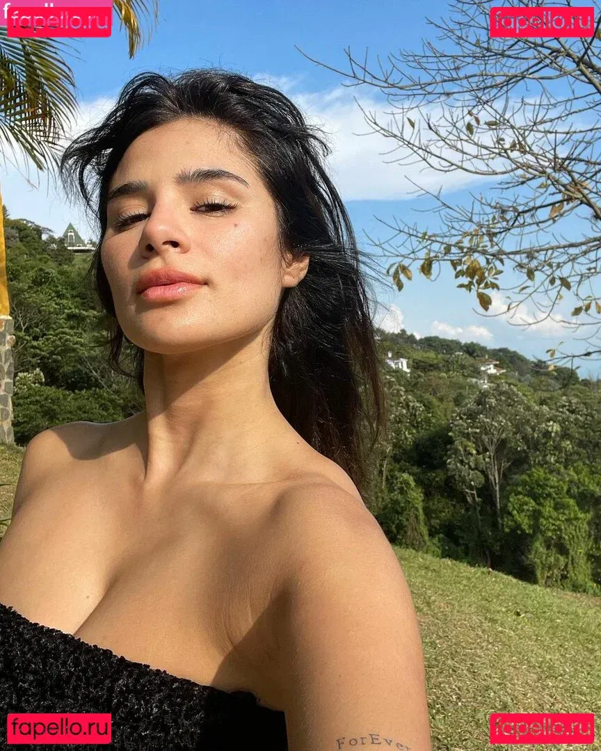 Diane Guerrero Onlyfans Photo Gallery 