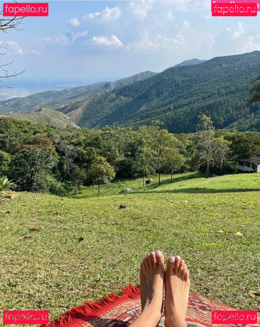 Diane Guerrero Onlyfans Photo Gallery 