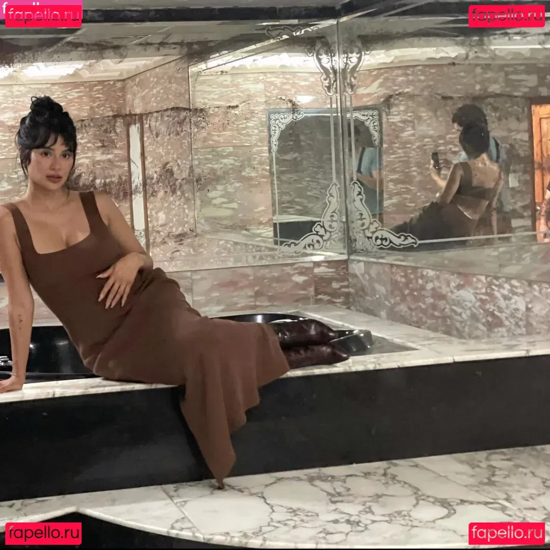 Diane Guerrero Onlyfans Photo Gallery 