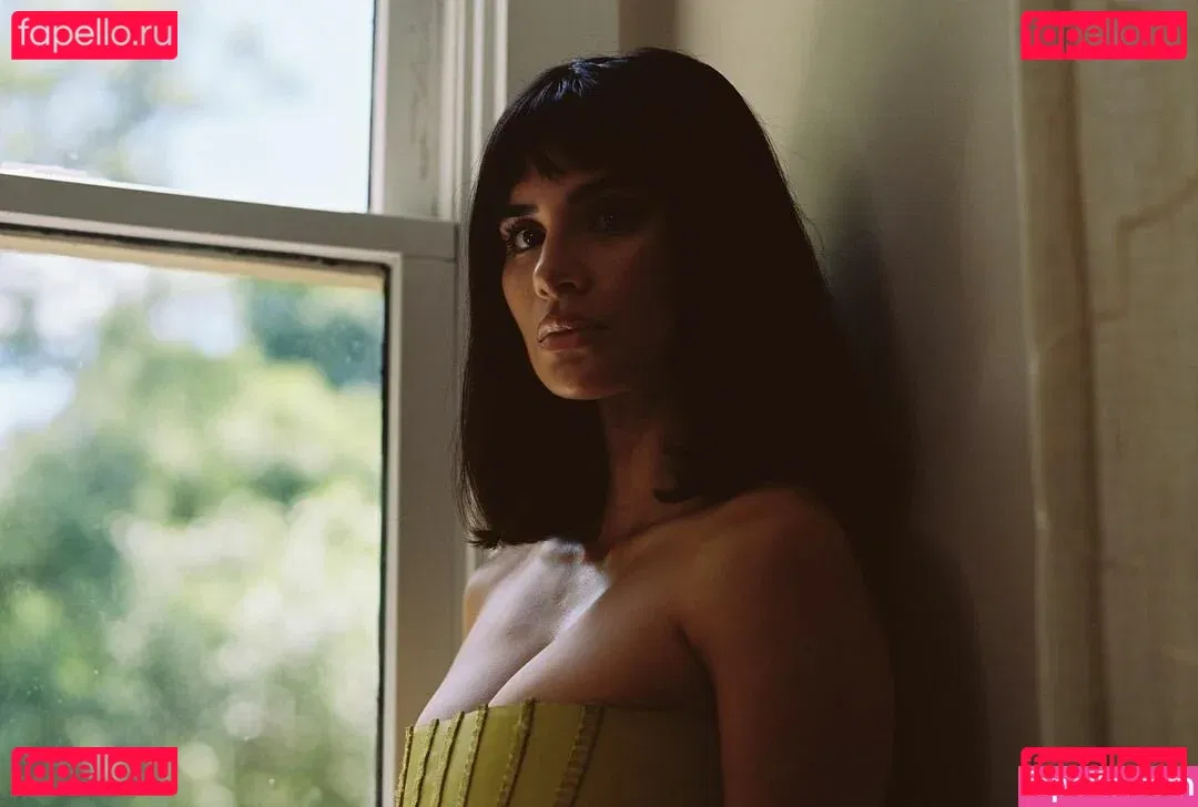 Diane Guerrero Onlyfans Photo Gallery 