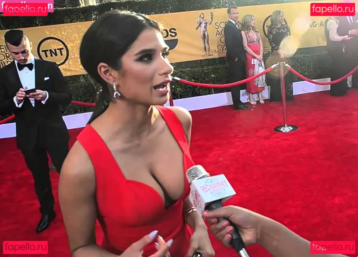 Diane Guerrero Onlyfans Photo Gallery 