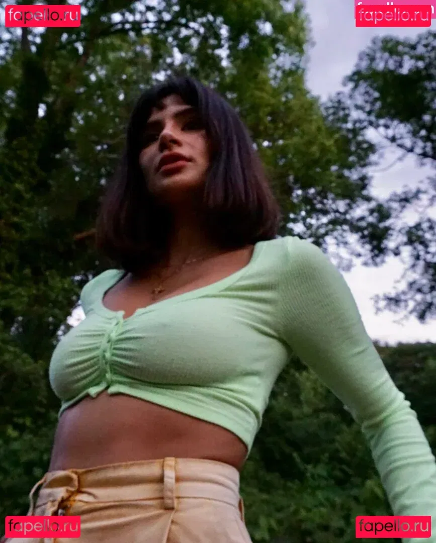 Diane Guerrero Onlyfans Photo Gallery 