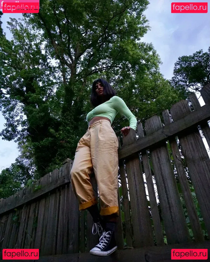 Diane Guerrero Onlyfans Photo Gallery 