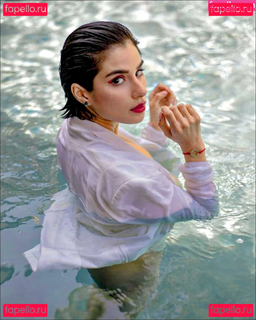 Diane Guerrero Onlyfans Photo Gallery 