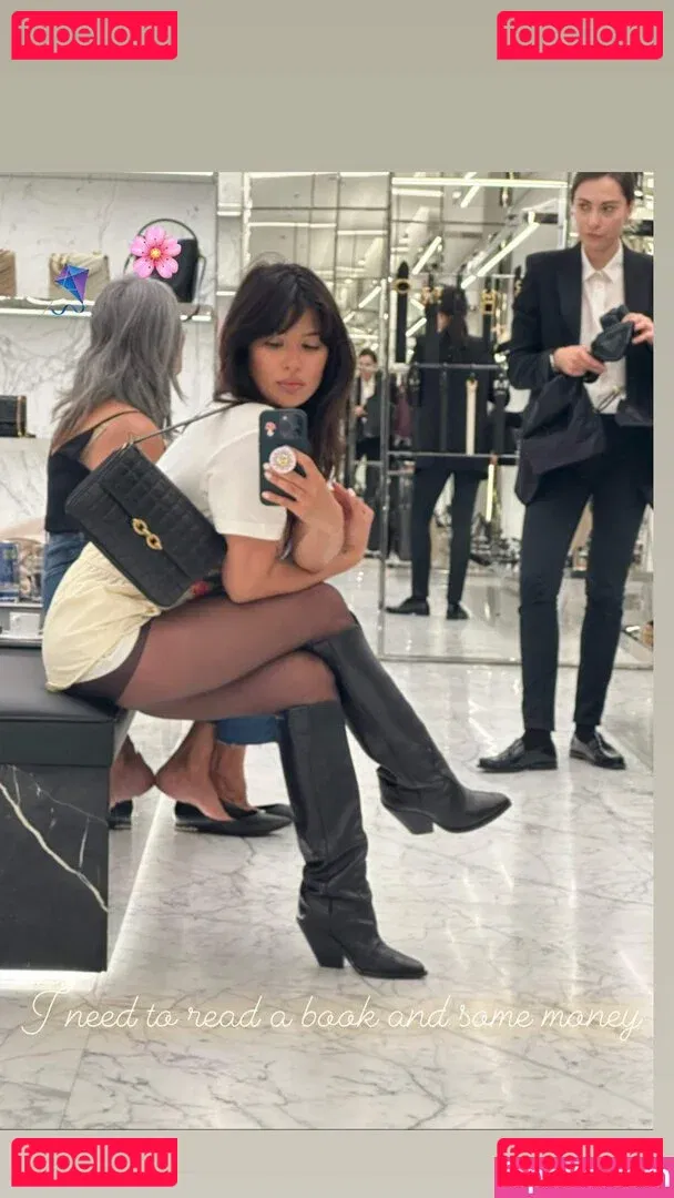 Diane Guerrero Onlyfans Photo Gallery 