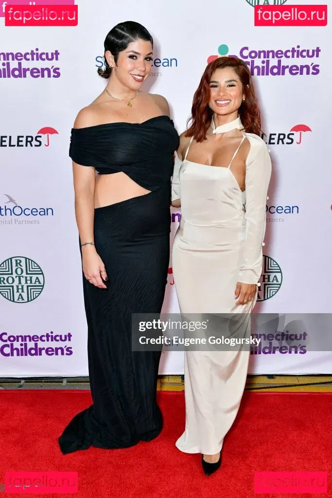 Diane Guerrero Onlyfans Photo Gallery 