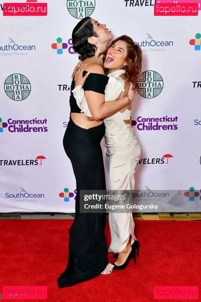 Diane Guerrero Onlyfans Photo Gallery 