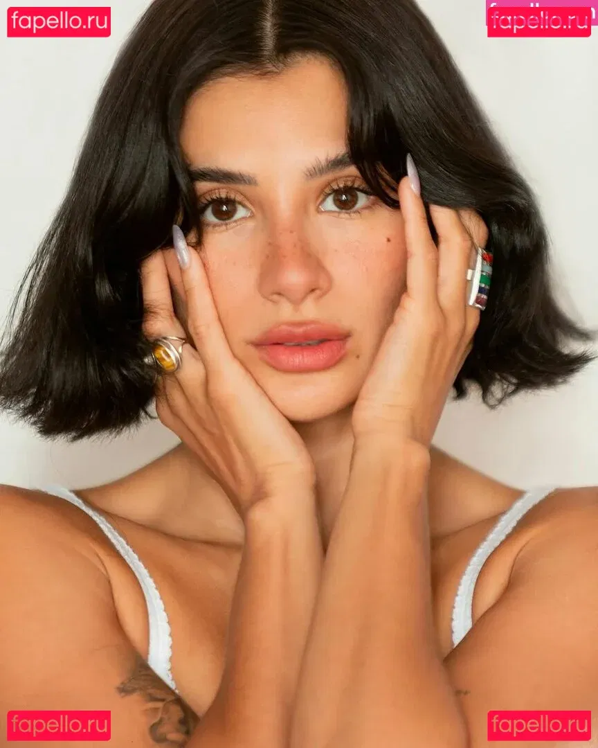 Diane Guerrero Onlyfans Photo Gallery 