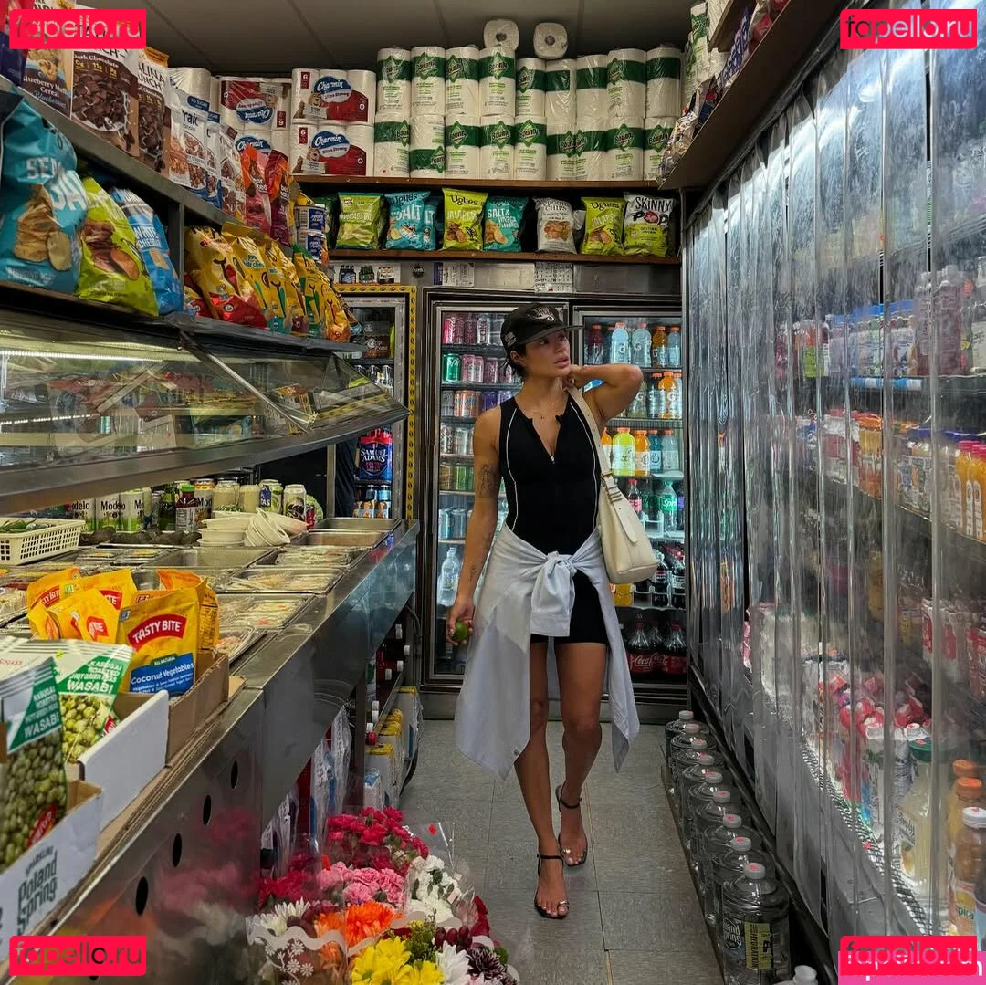 Diane Guerrero Onlyfans Photo Gallery 