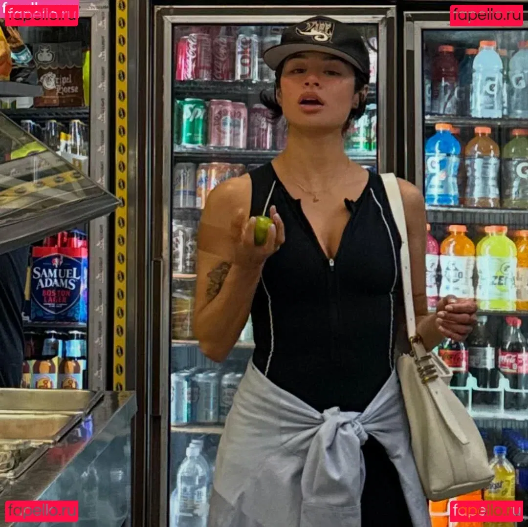 Diane Guerrero Onlyfans Photo Gallery 