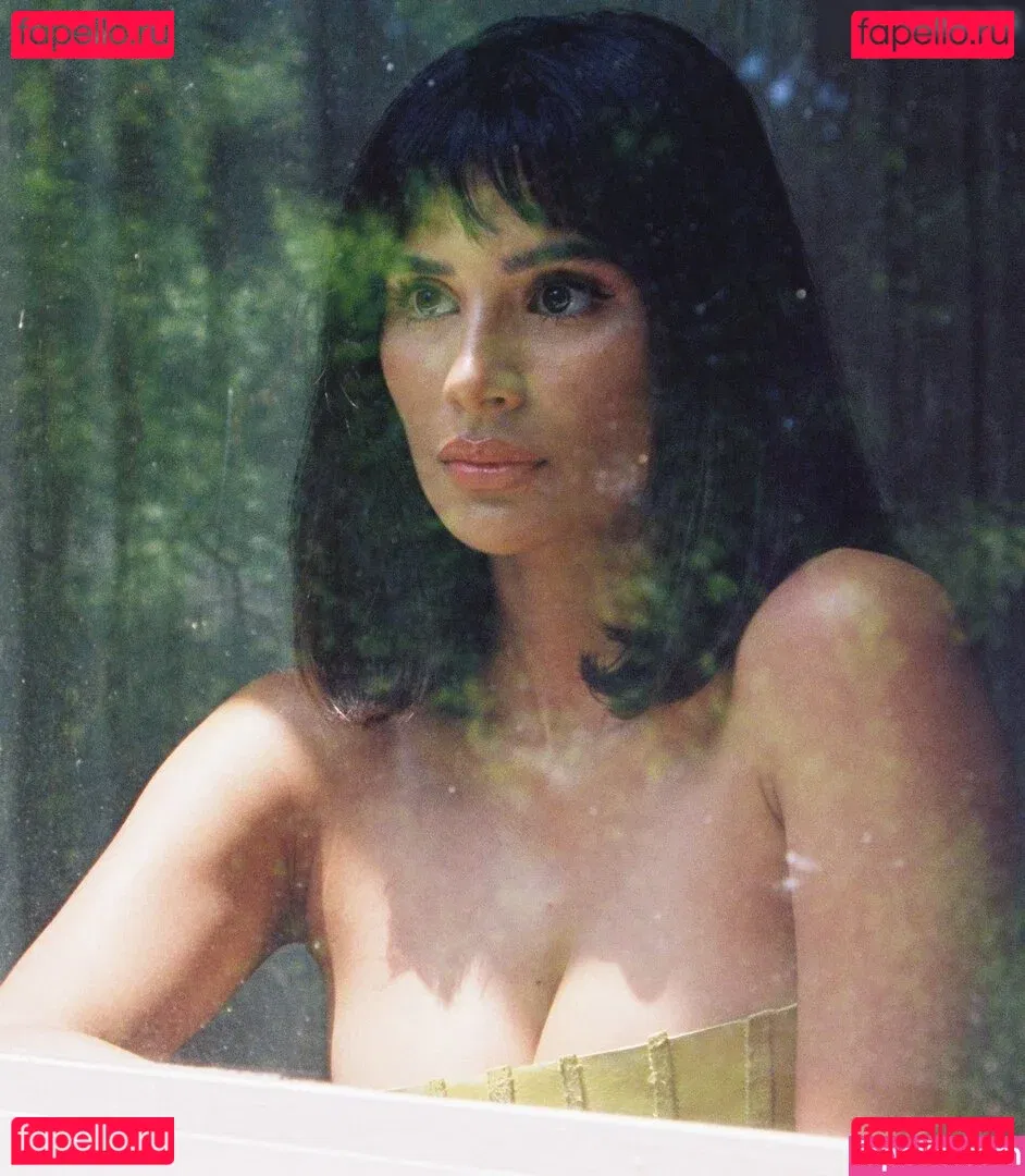 Diane Guerrero Onlyfans Photo Gallery 