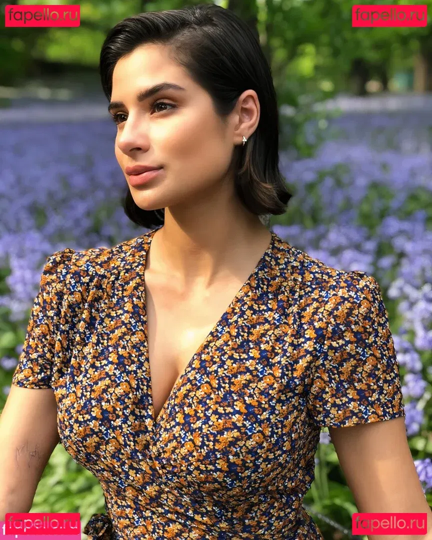 Diane Guerrero Onlyfans Photo Gallery 