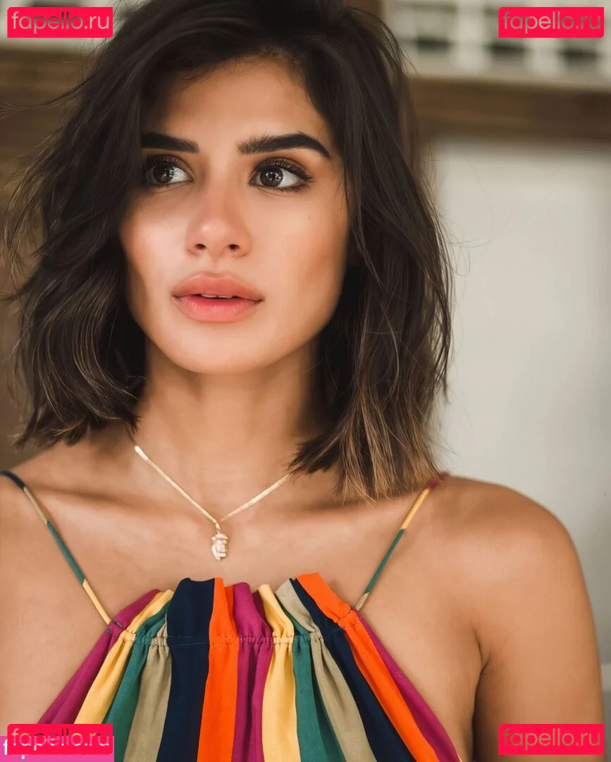 Diane Guerrero Onlyfans Photo Gallery 