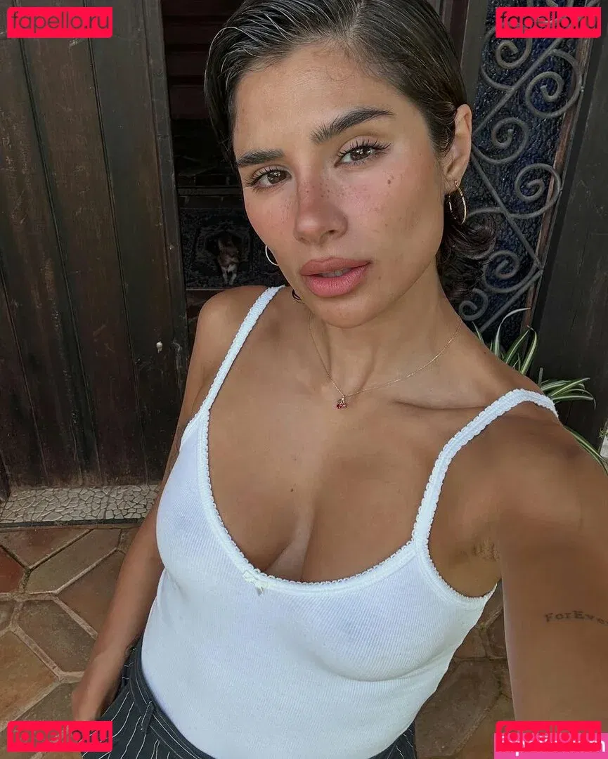 Diane Guerrero Onlyfans Photo Gallery 