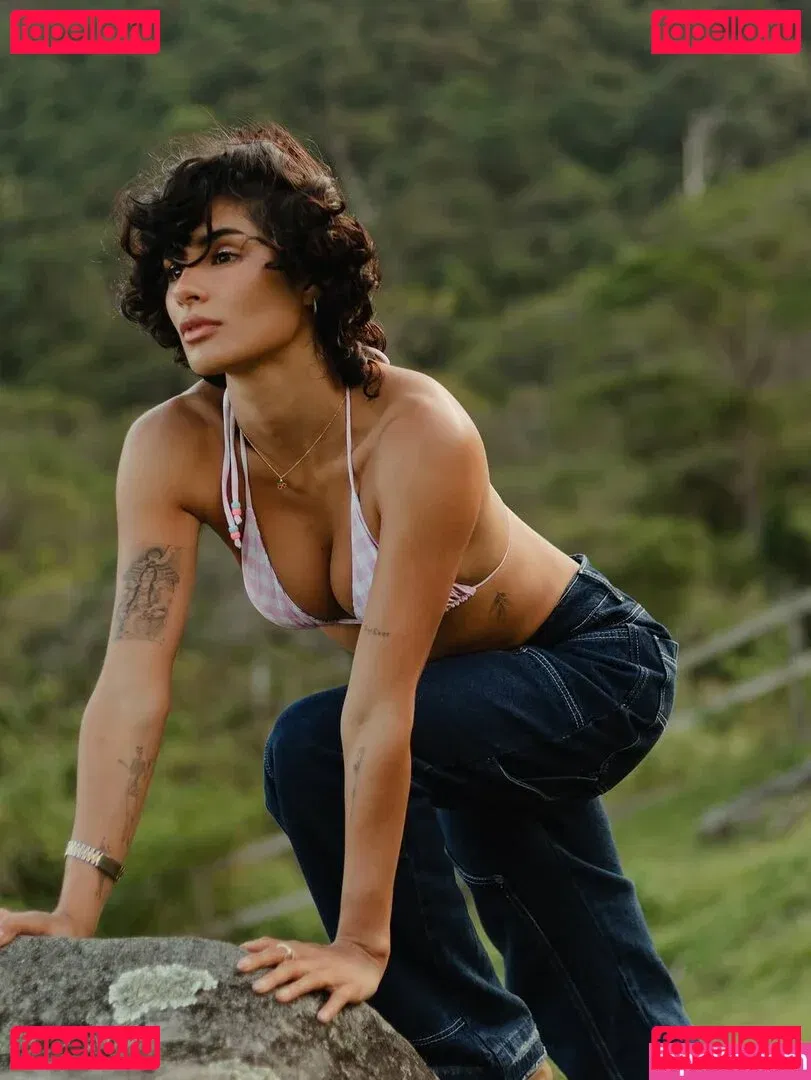 Diane Guerrero Onlyfans Photo Gallery 