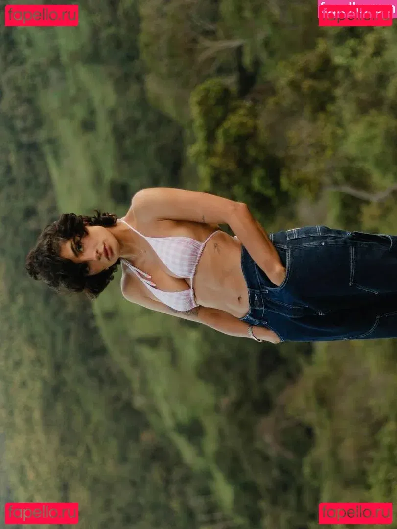 Diane Guerrero Onlyfans Photo Gallery 