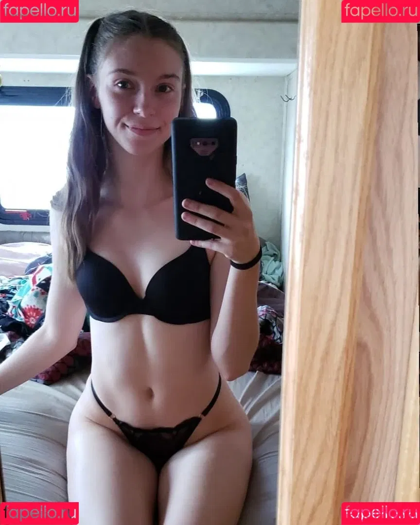 Haze Lynn Onlyfans Photo Gallery 