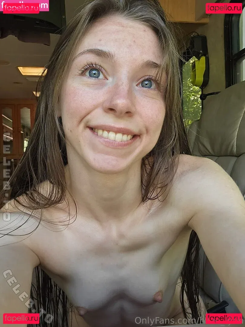 Haze Lynn Onlyfans Photo Gallery 