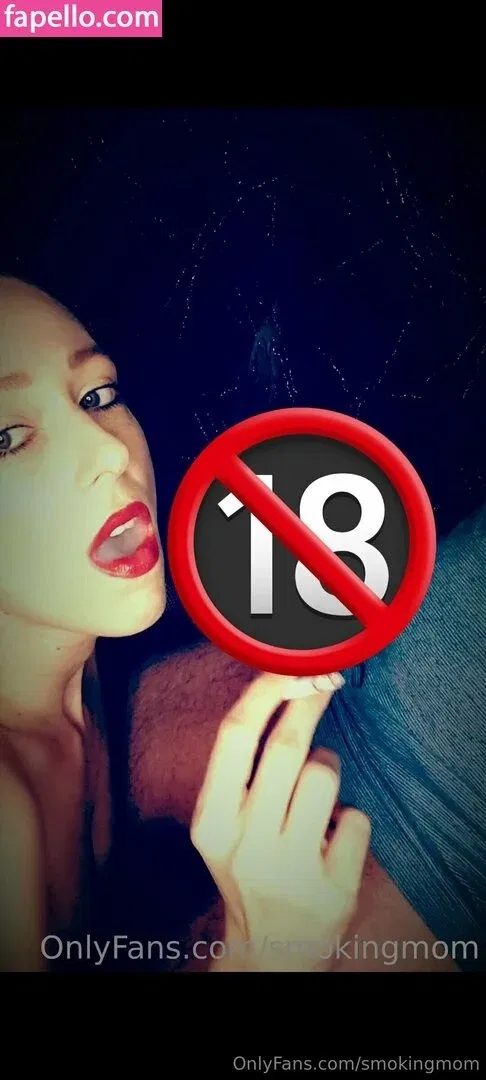 smokingmom Onlyfans Photo Gallery 