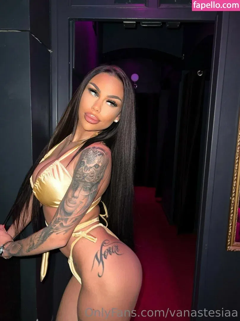 vanastesiaa Onlyfans Photo Gallery 
