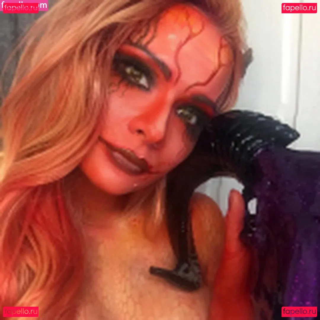 Jannet Incosplay Onlyfans Photo Gallery 