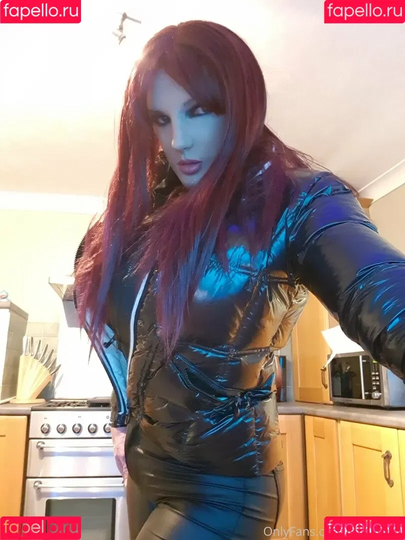 evelyndoll Onlyfans Photo Gallery 