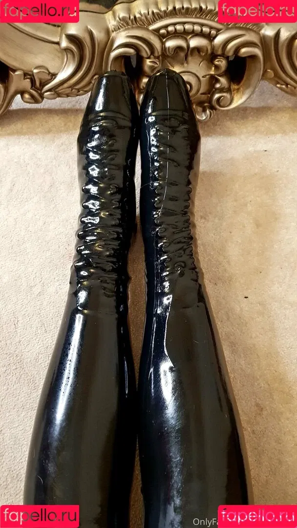 evelyndoll Onlyfans Photo Gallery 