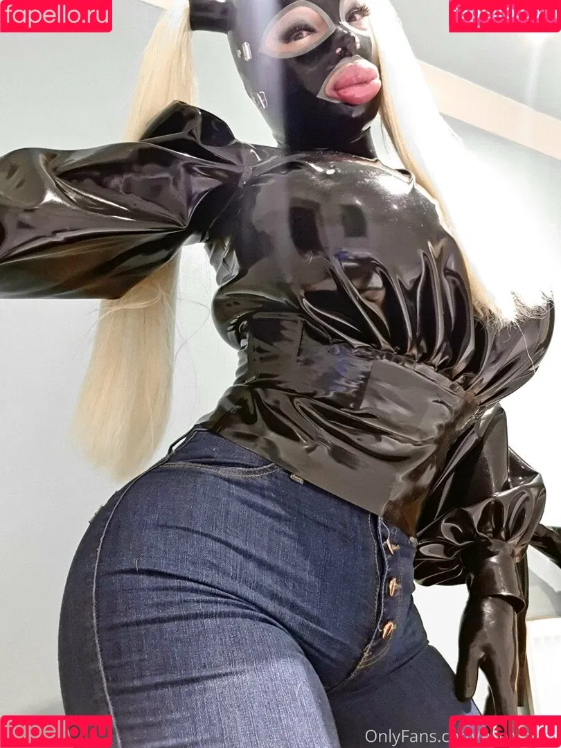 evelyndoll Onlyfans Photo Gallery 