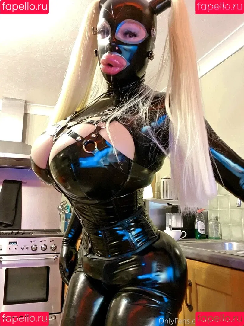 evelyndoll Onlyfans Photo Gallery 