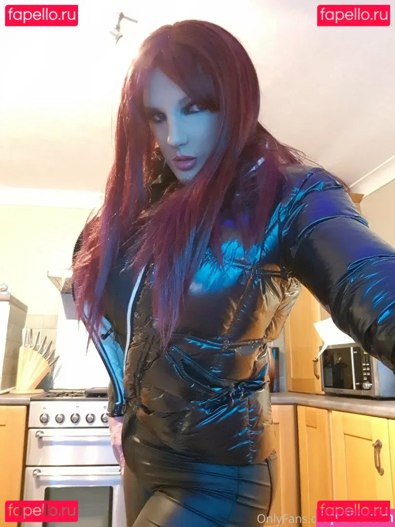 evelyndoll Onlyfans Photo Gallery 