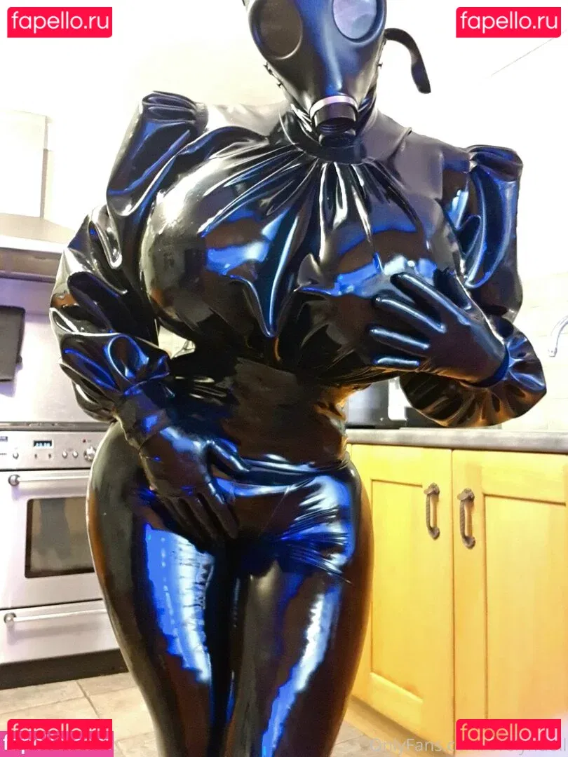 evelyndoll Onlyfans Photo Gallery 