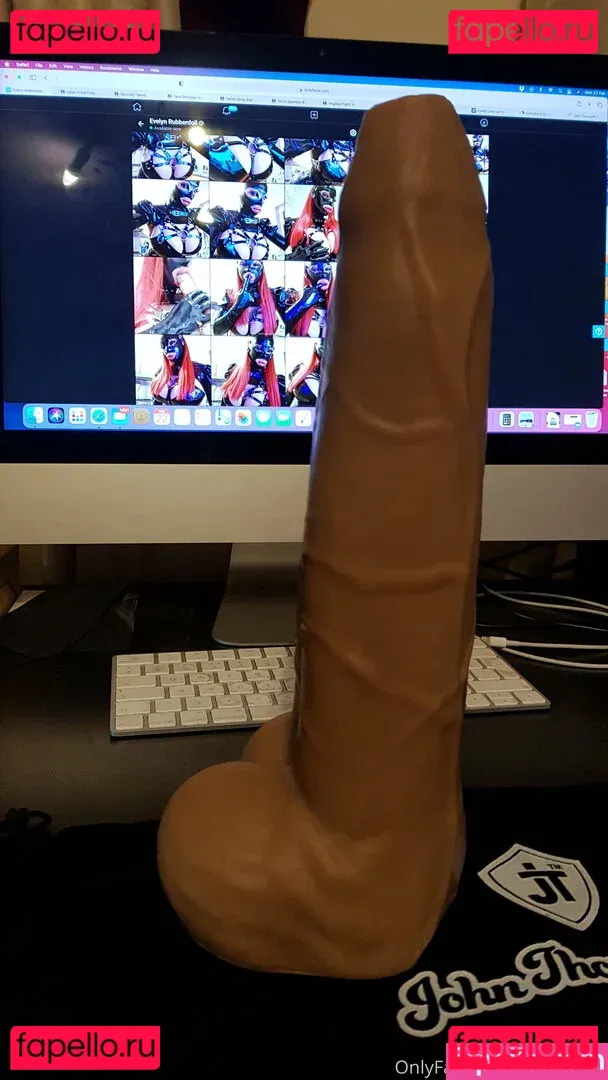 evelyndoll Onlyfans Photo Gallery 