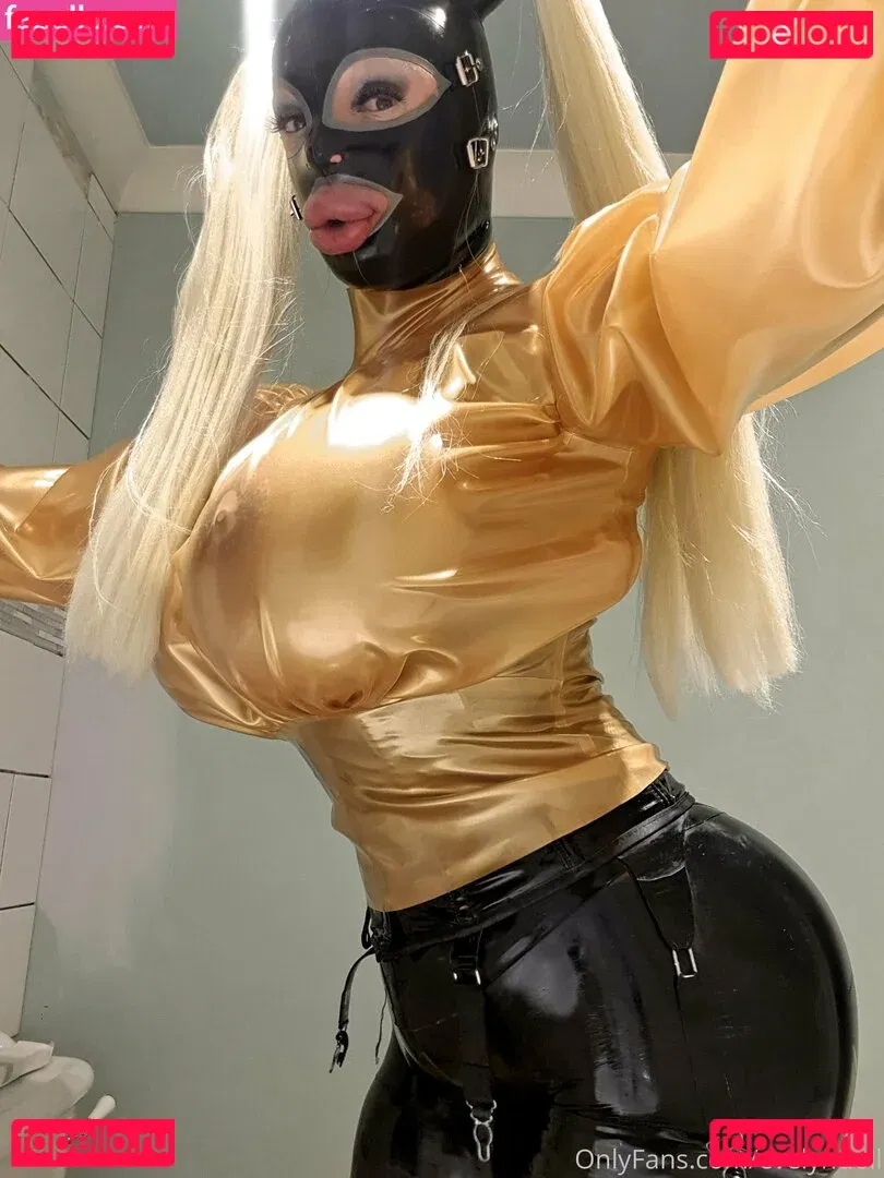 evelyndoll Onlyfans Photo Gallery 