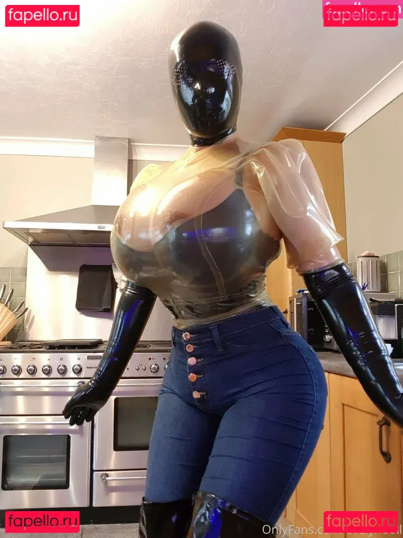 evelyndoll Onlyfans Photo Gallery 