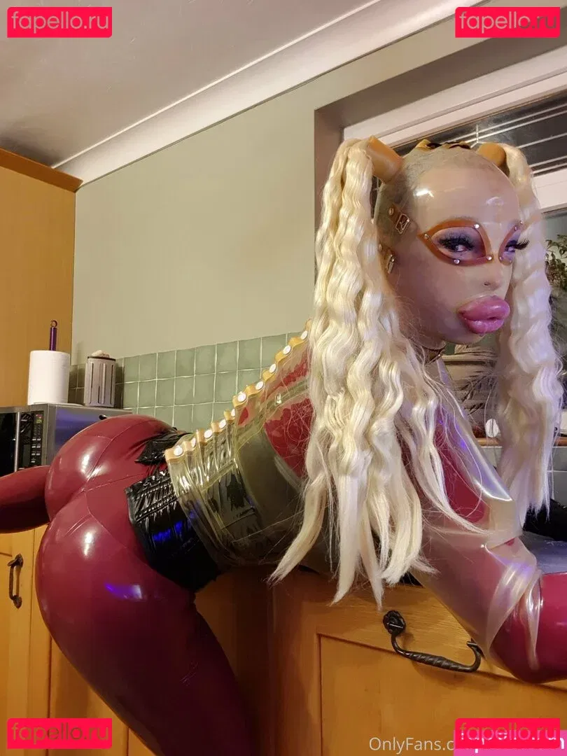 evelyndoll Onlyfans Photo Gallery 