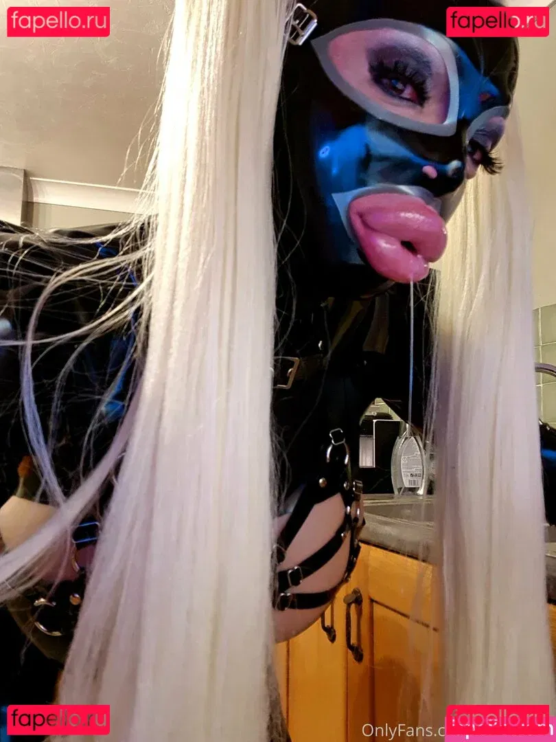 evelyndoll Onlyfans Photo Gallery 