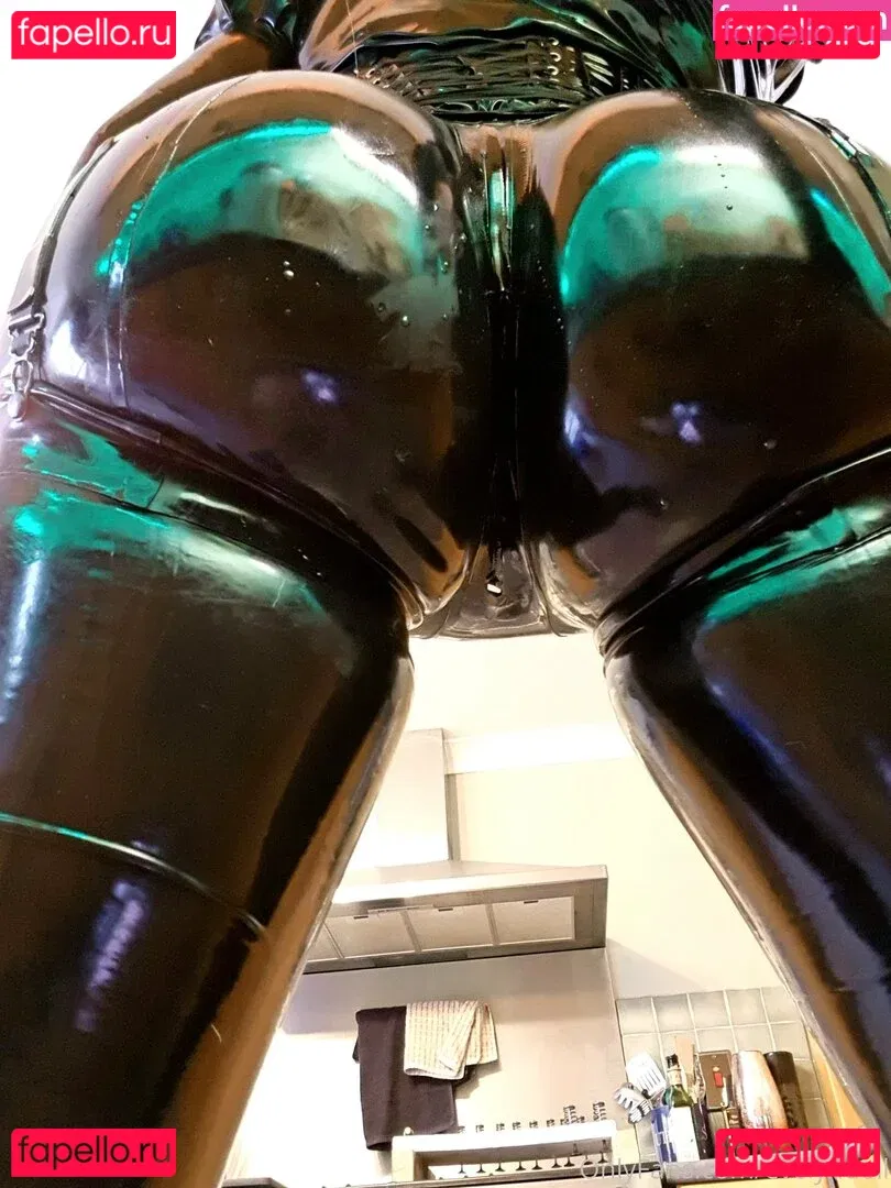 evelyndoll Onlyfans Photo Gallery 