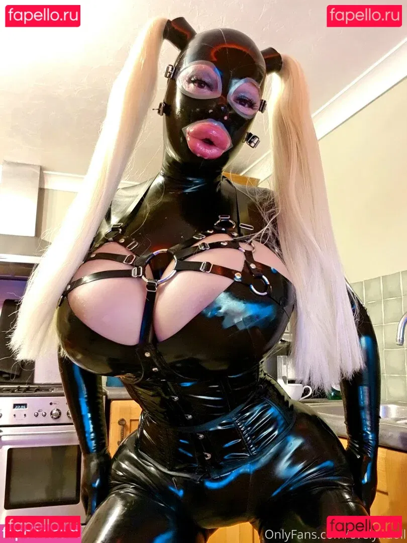evelyndoll Onlyfans Photo Gallery 