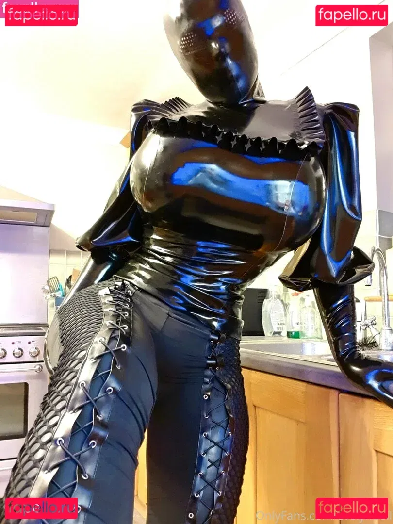 evelyndoll Onlyfans Photo Gallery 