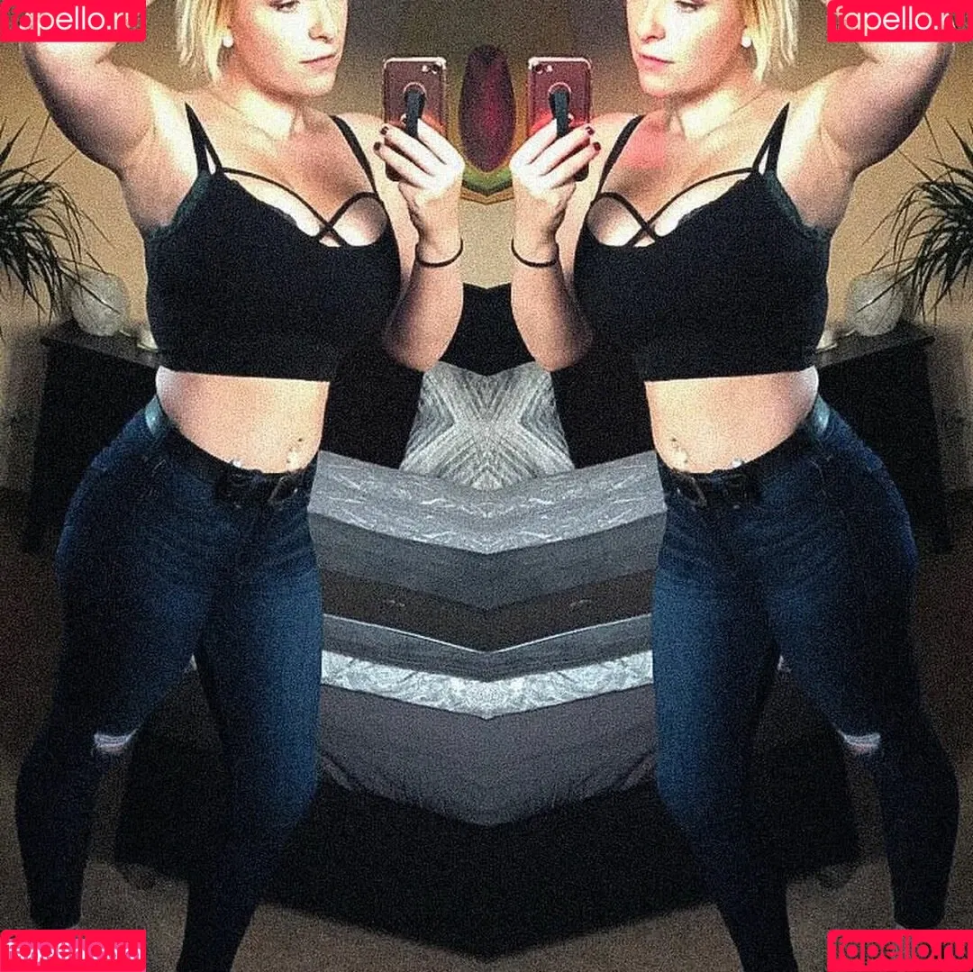 Sarah Neuhaus Onlyfans Photo Gallery 