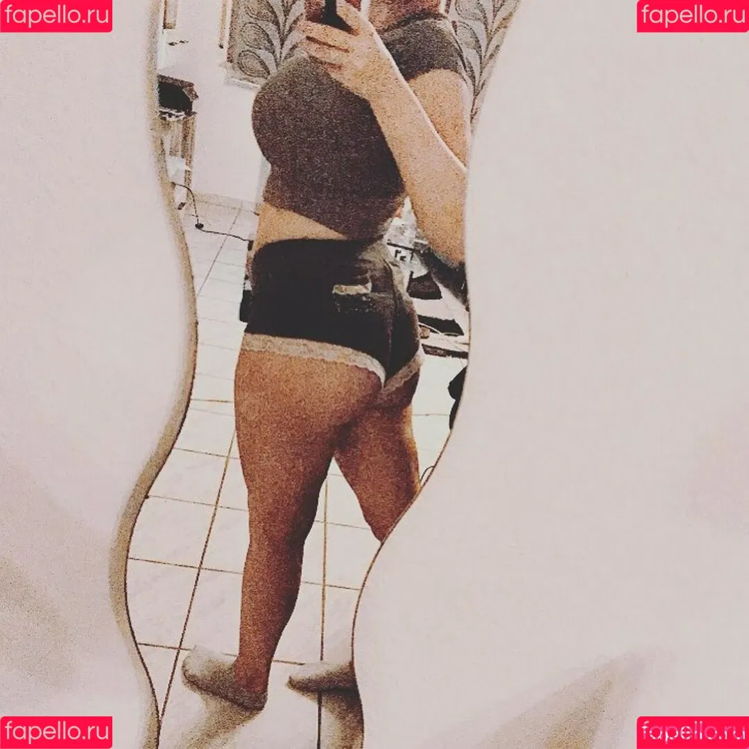 Sarah Neuhaus Onlyfans Photo Gallery 