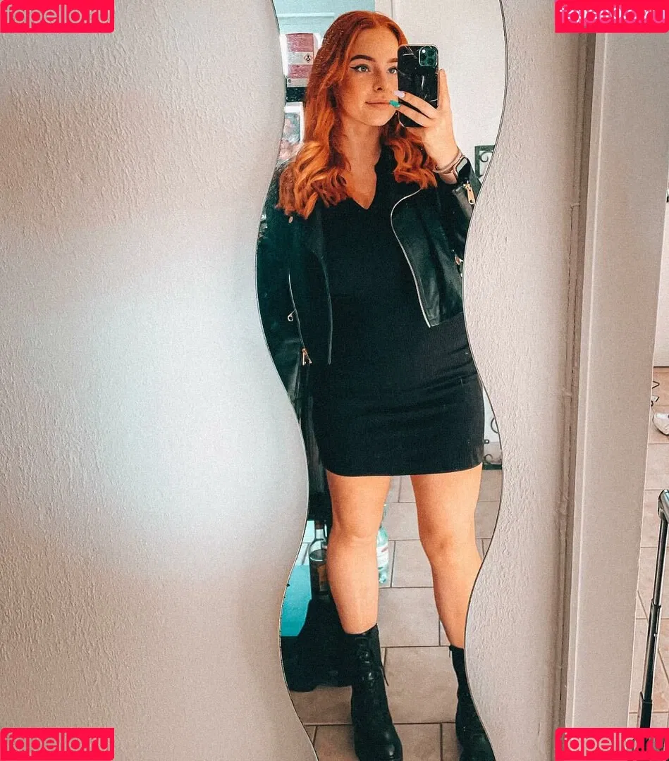 Sarah Neuhaus Onlyfans Photo Gallery 
