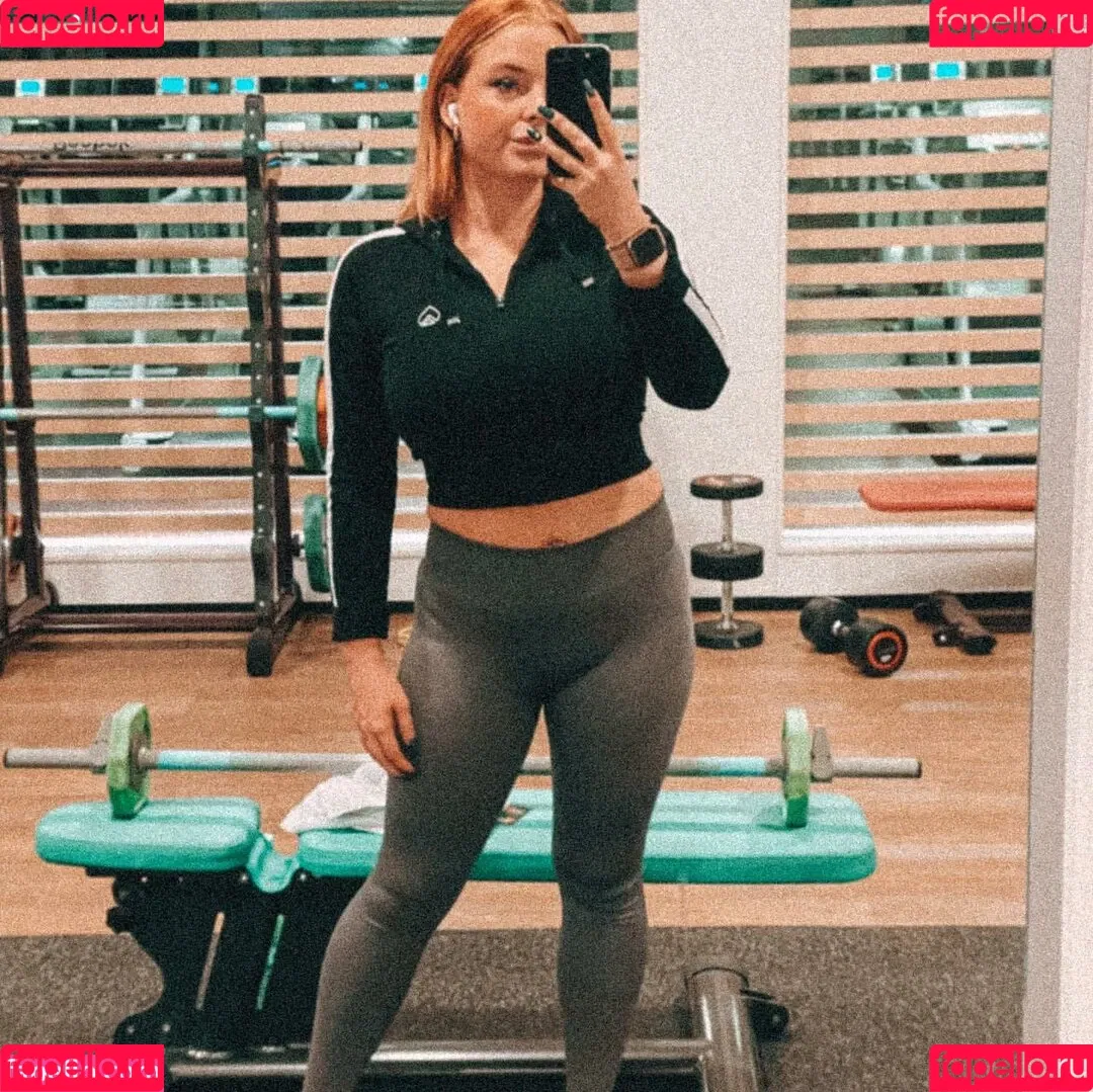 Sarah Neuhaus Onlyfans Photo Gallery 
