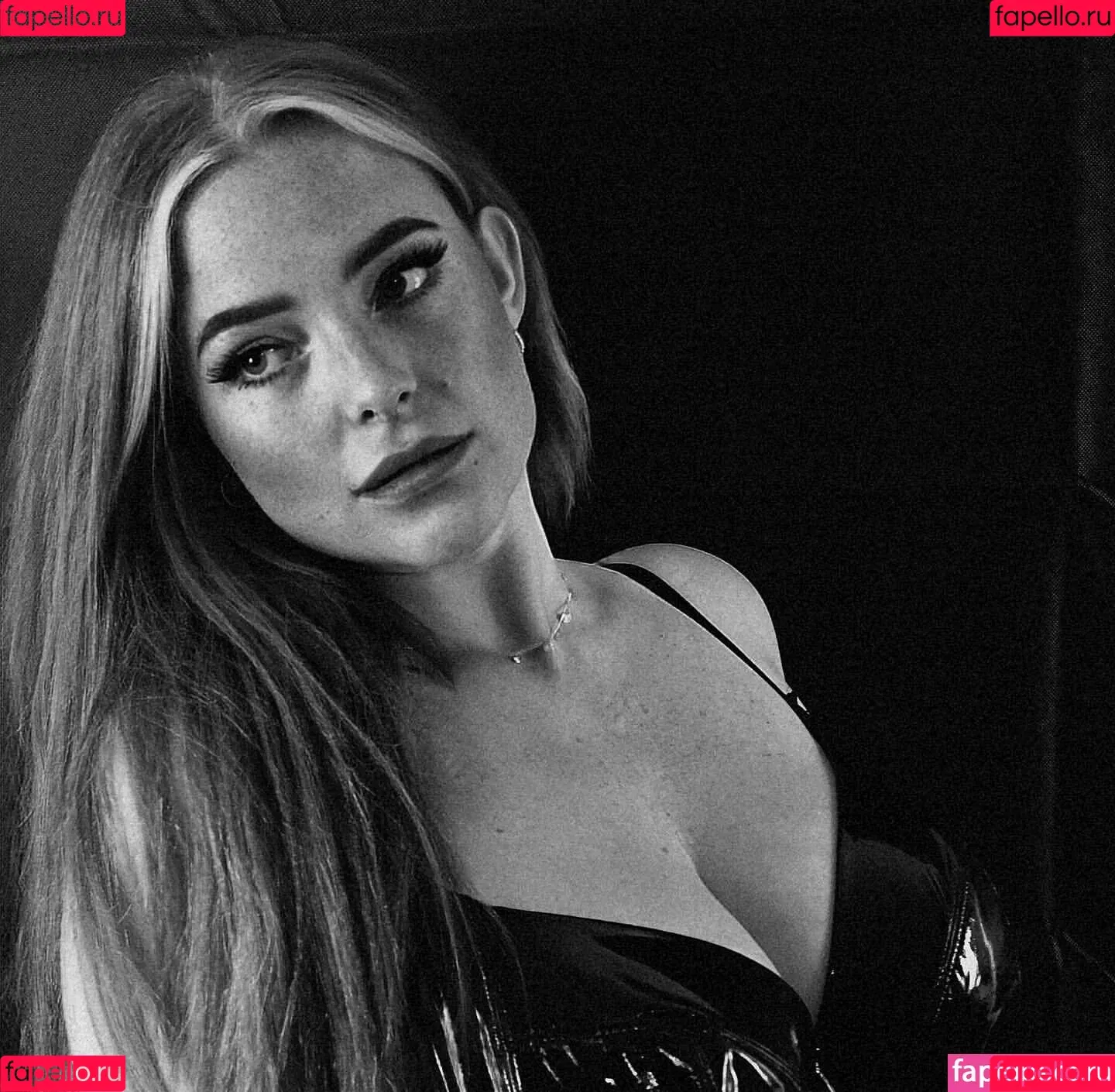 Sarah Neuhaus Onlyfans Photo Gallery 