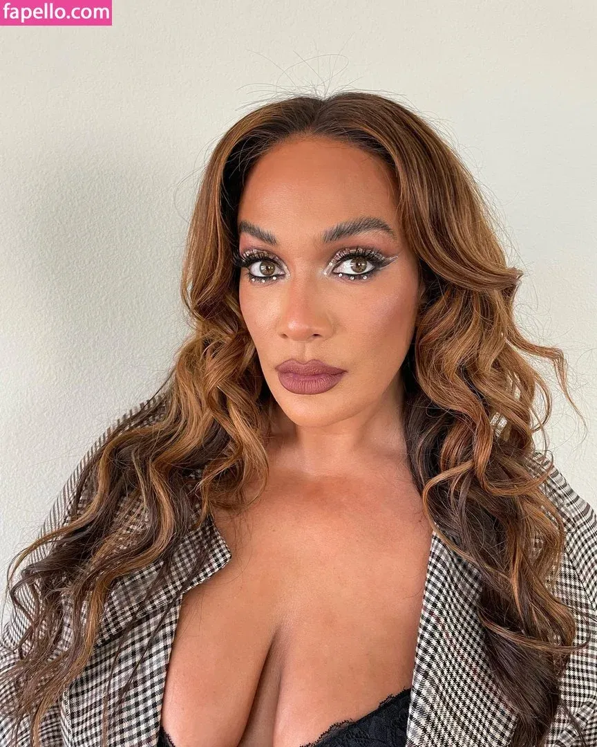 WWE Lana Onlyfans Photo Gallery 