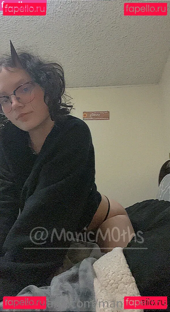 manicm0ths Onlyfans Photo Gallery 